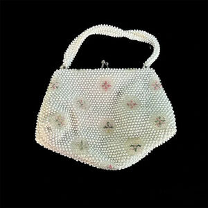 Vintage 1950's Lumered Corde Bead Floral Kiss Hinge Handbag